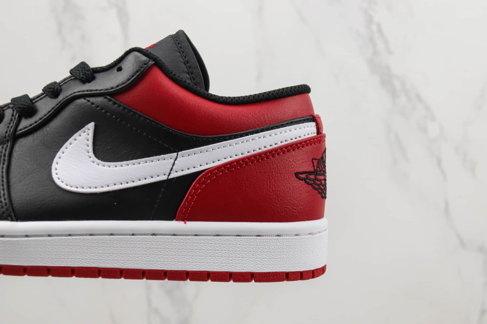 乔丹Air Jordan 1 Low纯原版本低帮AJ1黑红色板鞋 莆田天花板AJ1系列 货号:553558-066