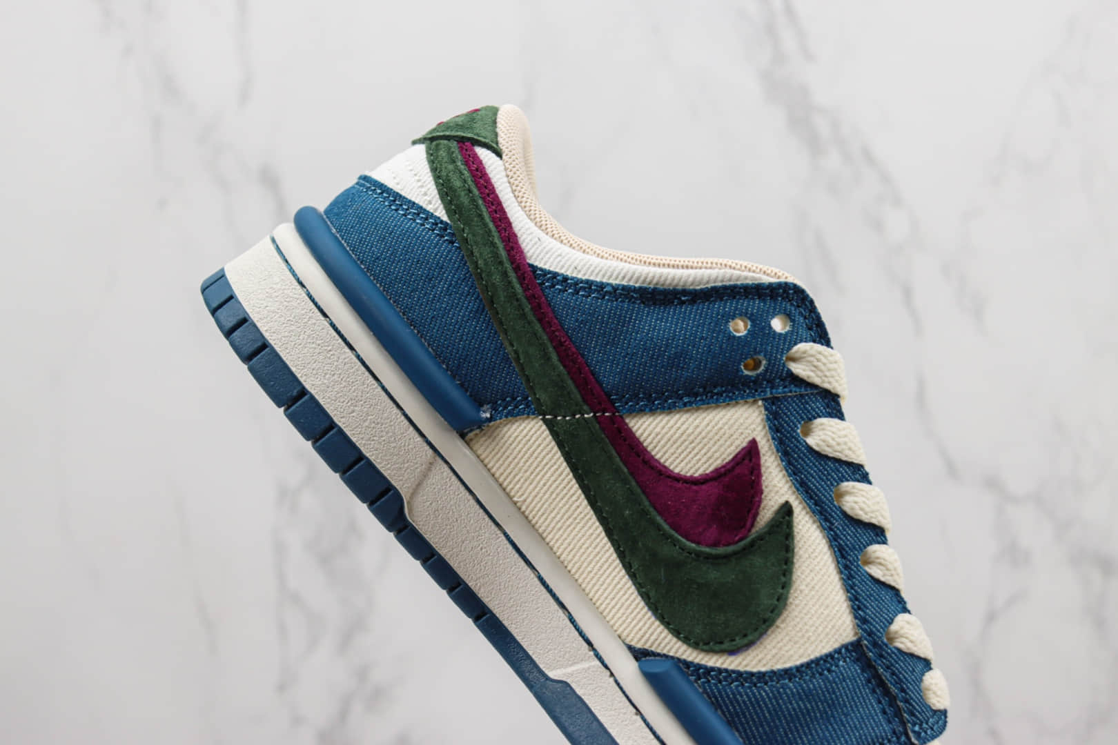 耐克Nike SB Dunk Low纯原版本低帮SB Dunk大友克洋联名蓝白红绿双钩帆布板鞋 莆田天花板Dunk系列 货号:DZ2794-266
