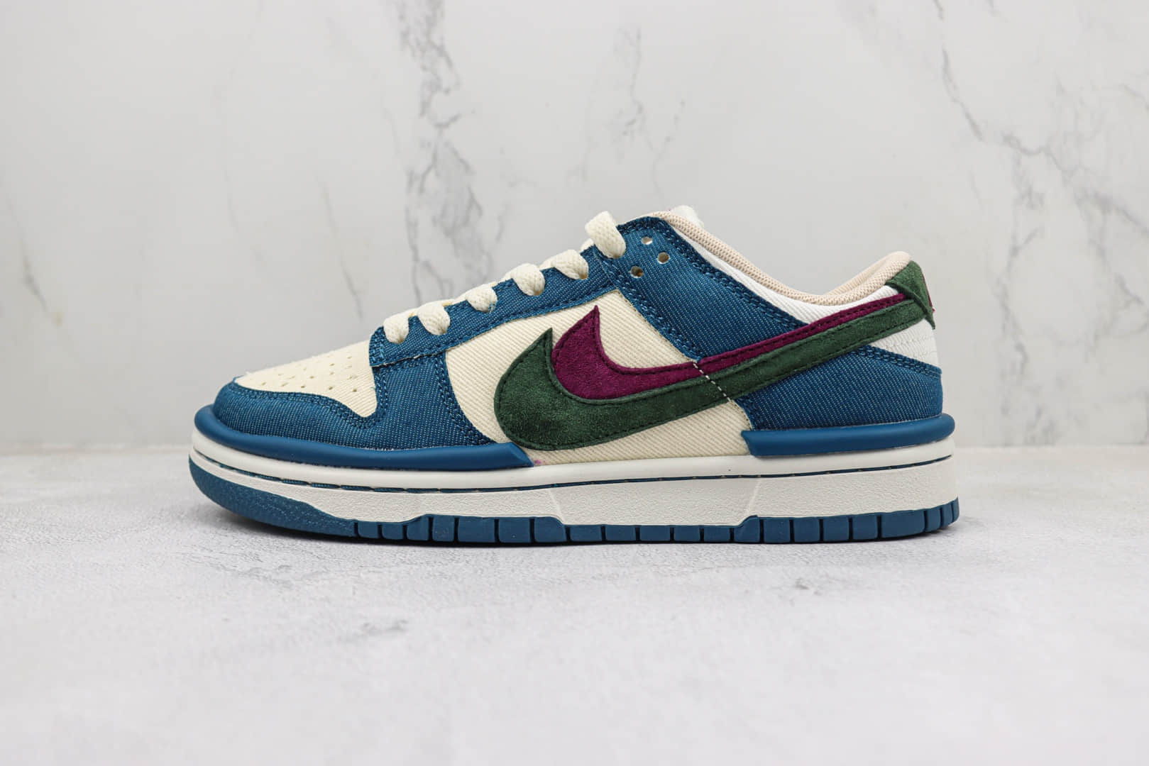 耐克Nike SB Dunk Low纯原版本低帮SB Dunk大友克洋联名蓝白红绿双钩帆布板鞋 莆田天花板Dunk系列 货号:DZ2794-266