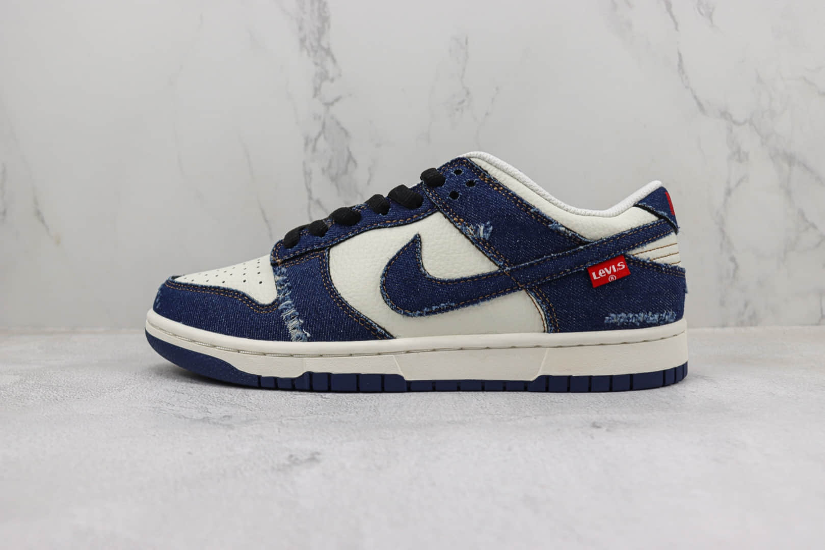 耐克Nike Dunk Low Retro纯原版本低帮DUNK李维斯牛仔蓝配色板鞋 莆田天花板DUNK系列板鞋 货号:LE0021-001