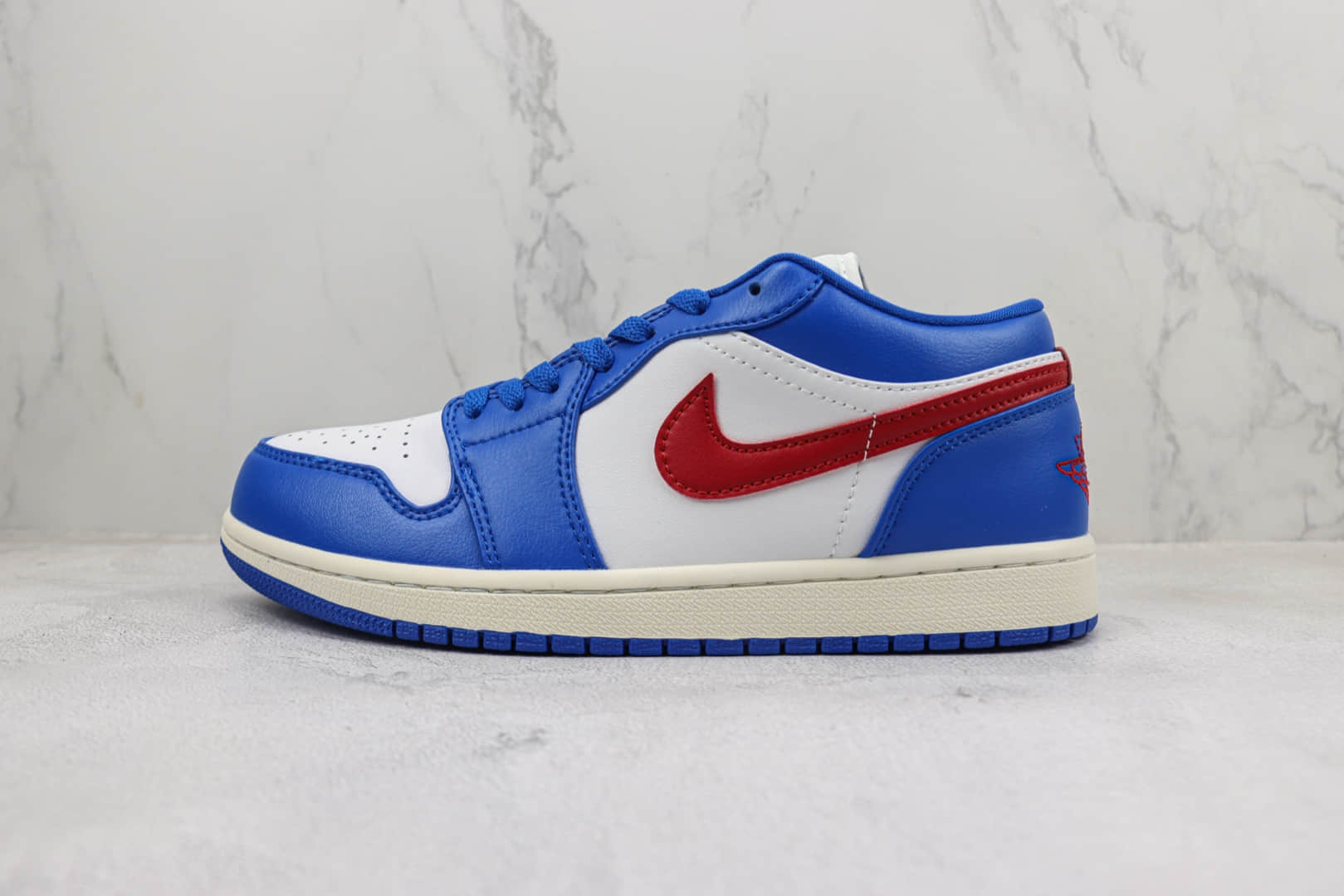 乔丹Air Jordan 1 Low纯原版本低帮AJ1白蓝红配色板鞋 莆田天花板AJ1系列板鞋 (ID:97526) - 图片1