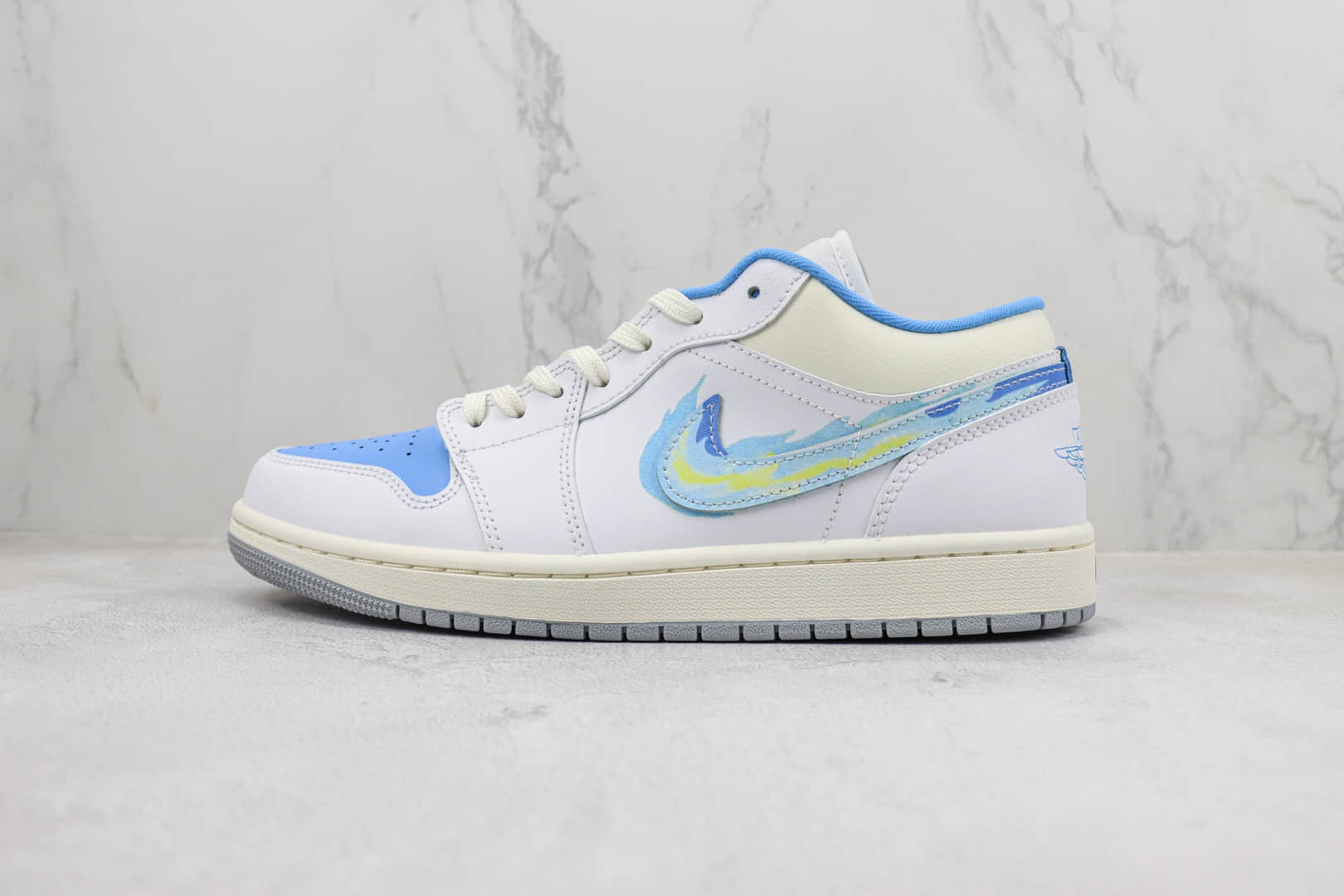 乔丹Air Jordan 1 Low纯原版本低帮AJ1白蓝火焰篮球鞋 莆田天花板AJ1系列 (ID:97952) - 图片1