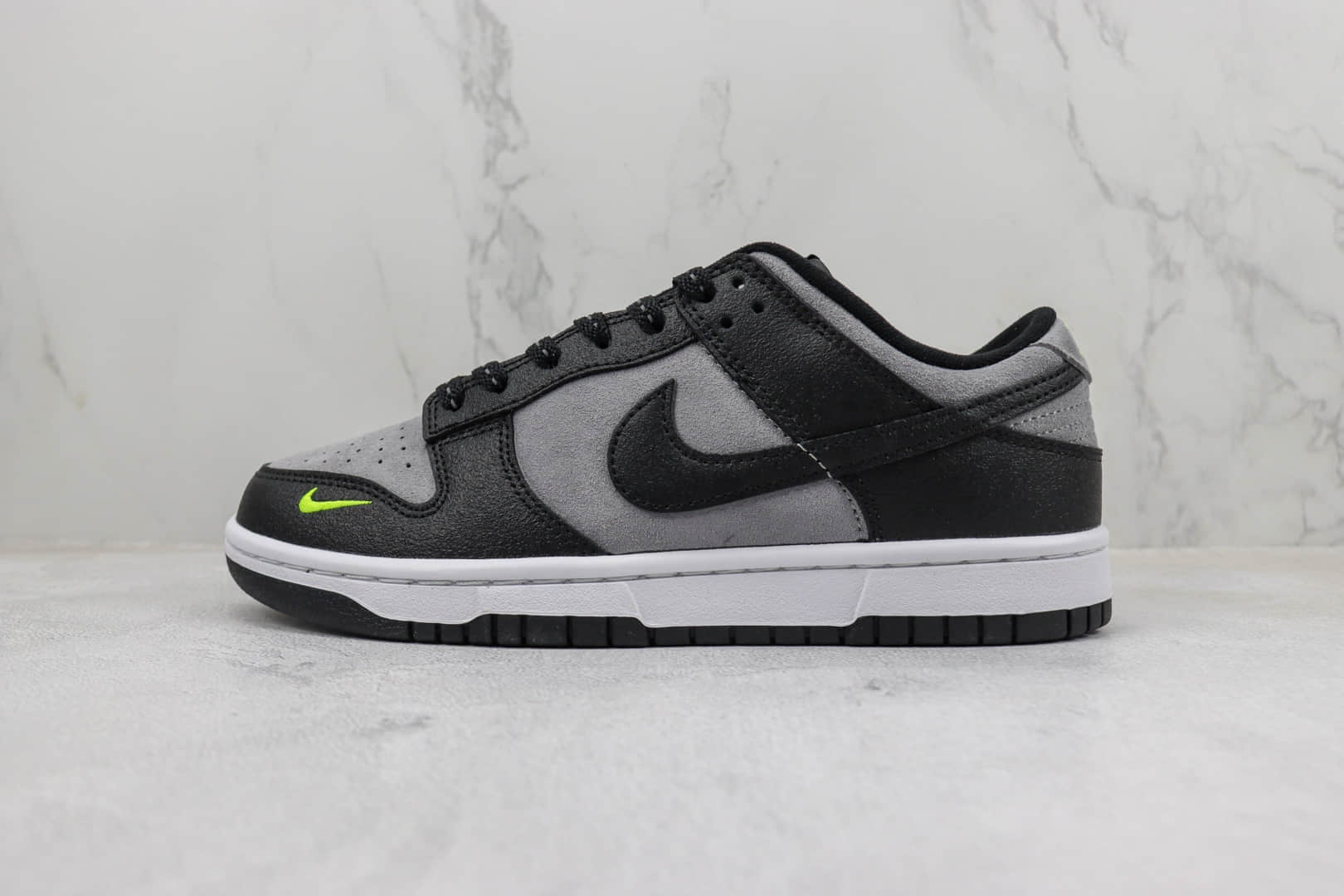 耐克Nike SB Dunk Low纯原版本低帮SB Dunk黑灰小绿勾板鞋 莆田天花板Dunk系列 (ID:97968) - 图片1