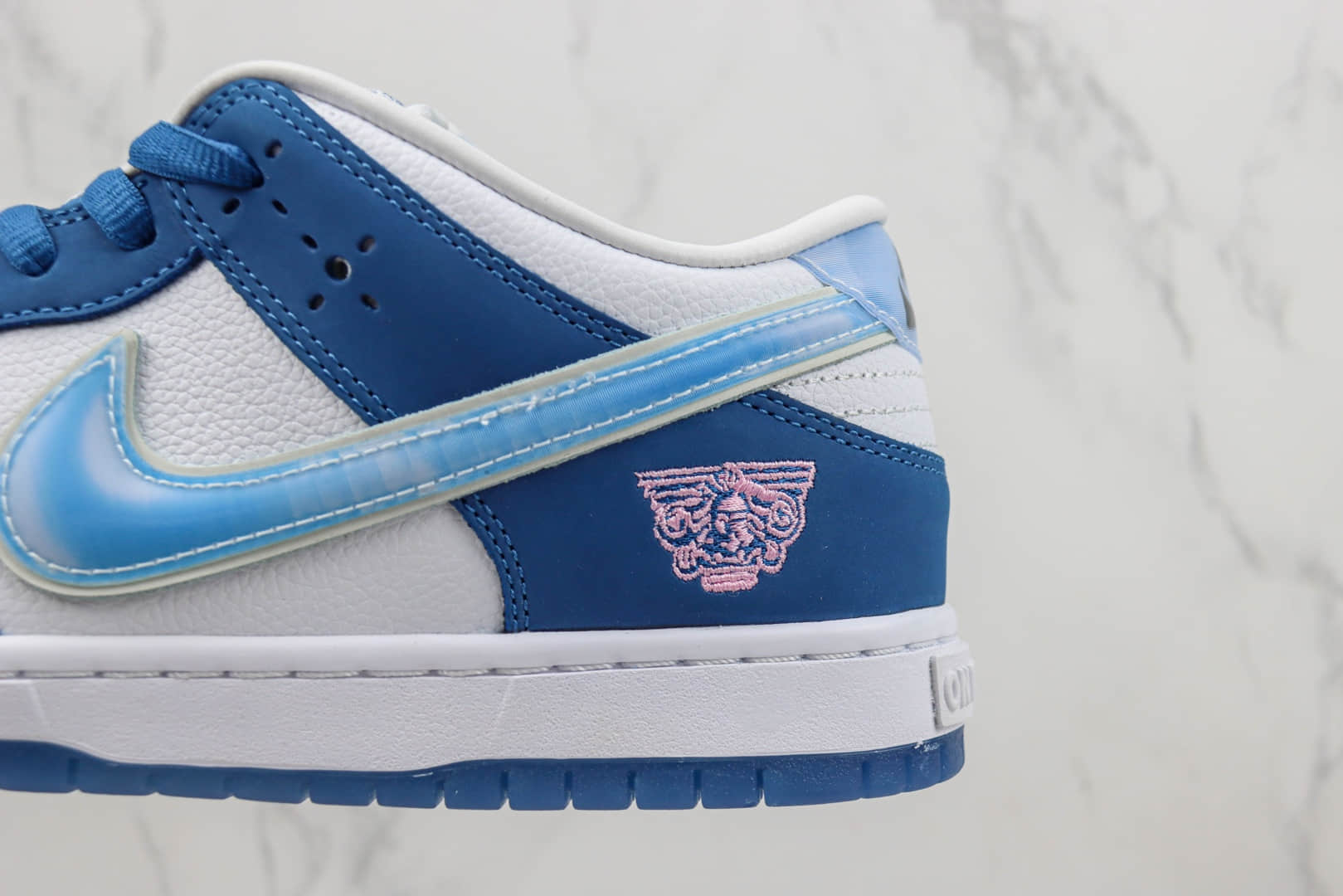 耐克Born x Raised x Nike SB Dunk Low“Release Date”纯原版本三方联名蓝白色板鞋 莆田天花板Dunk系列 货号:FN7819-400