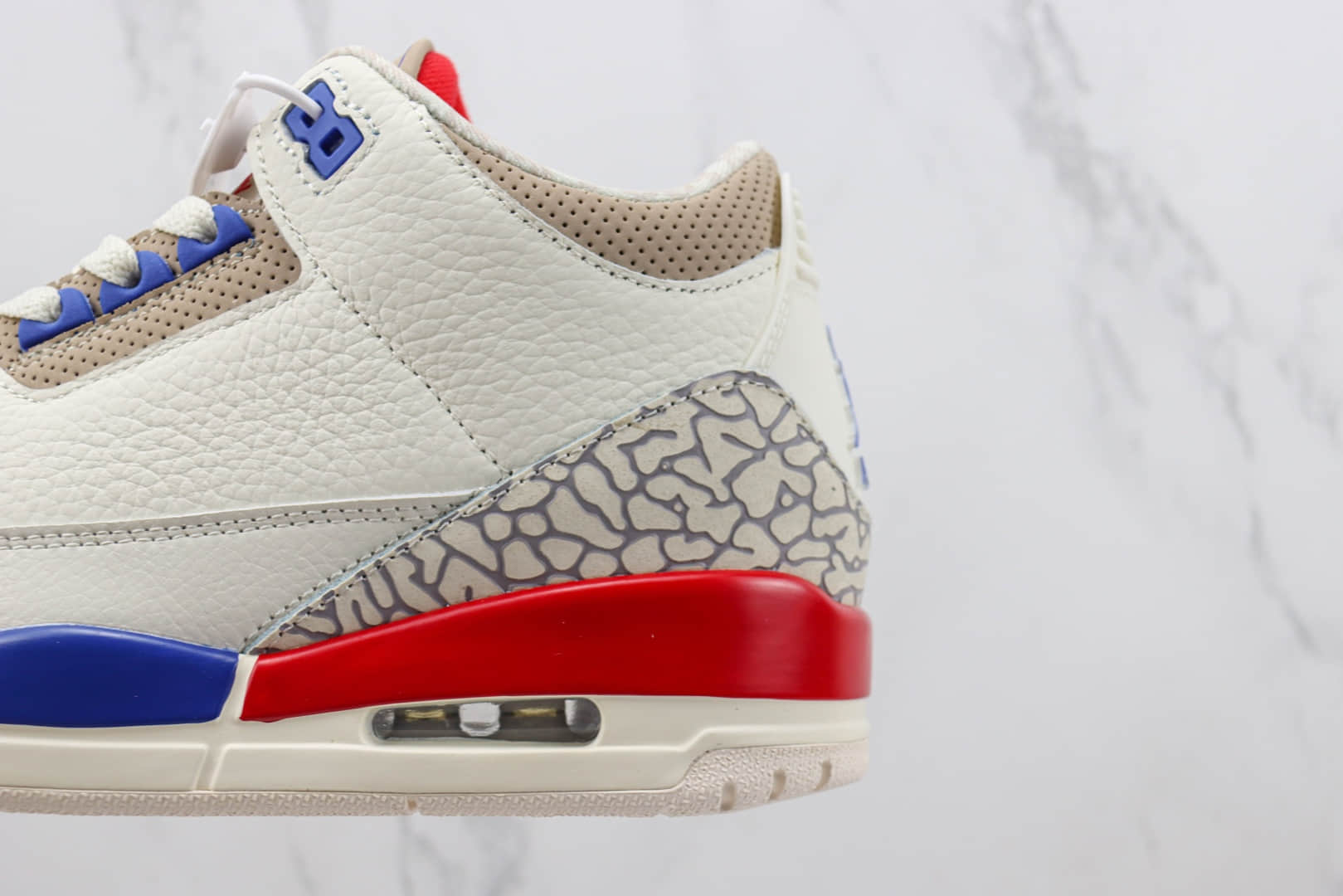 乔丹Air jordan 3 Retro纯原版本AJ3独立日白蓝红篮球鞋 莆田AJ货源 货号：136064-140