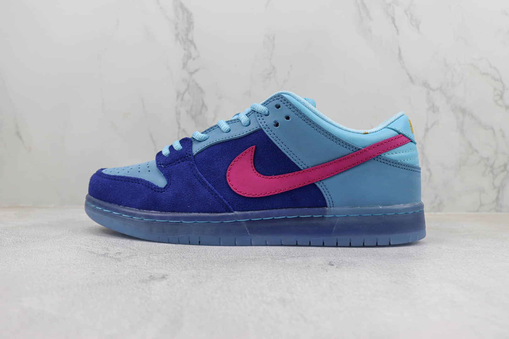 耐克Run The Jewels x Nike SB Dunk Low纯原版本RTJ联名SB Dunk蓝粉色板鞋 莆田耐克工厂 货号:DO9404-400