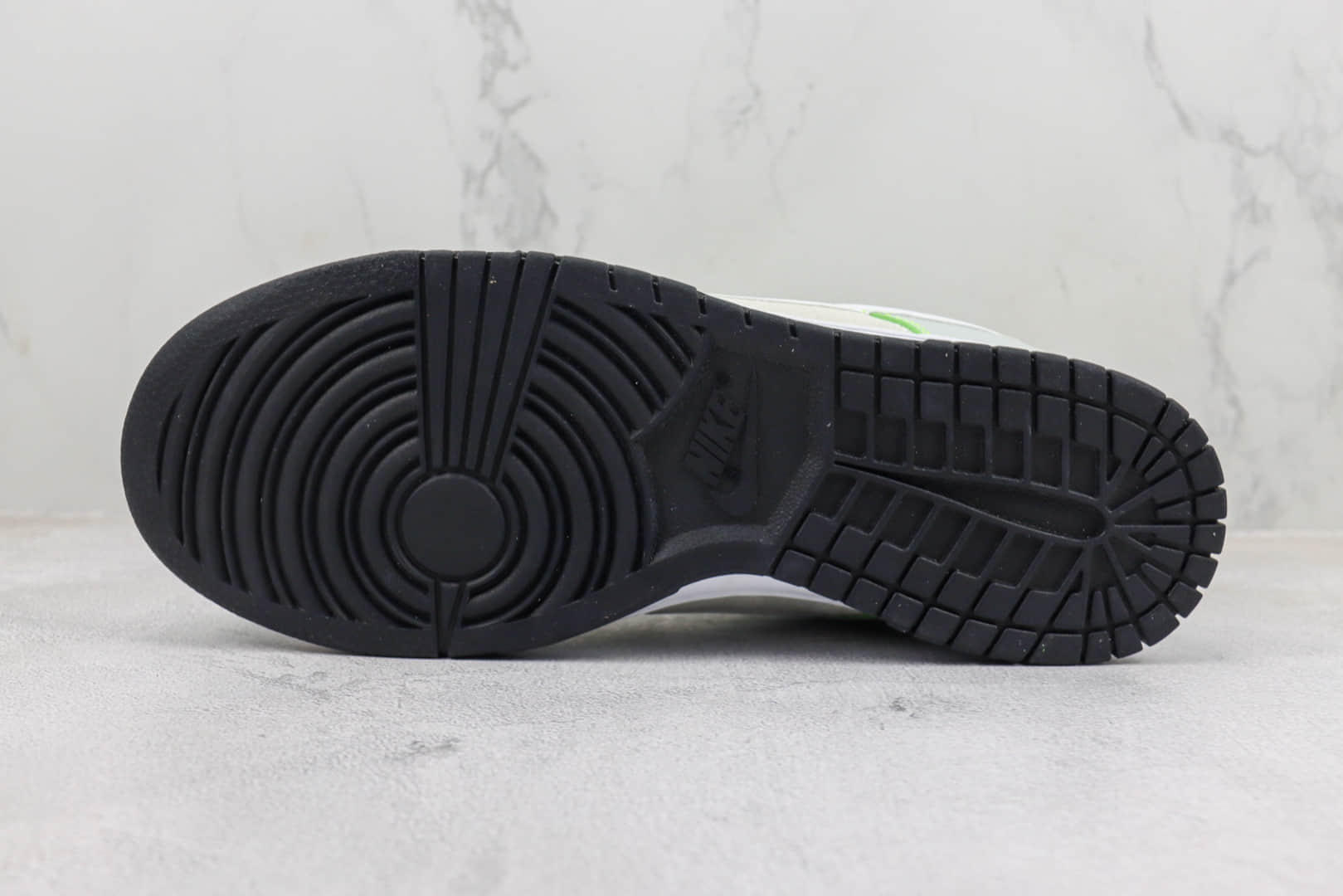 耐克Nike SB Dunk Low纯原版本低帮SB Dunk俄勒冈绿鸭子板鞋 莆田耐克工厂 货号:FQ7260-001