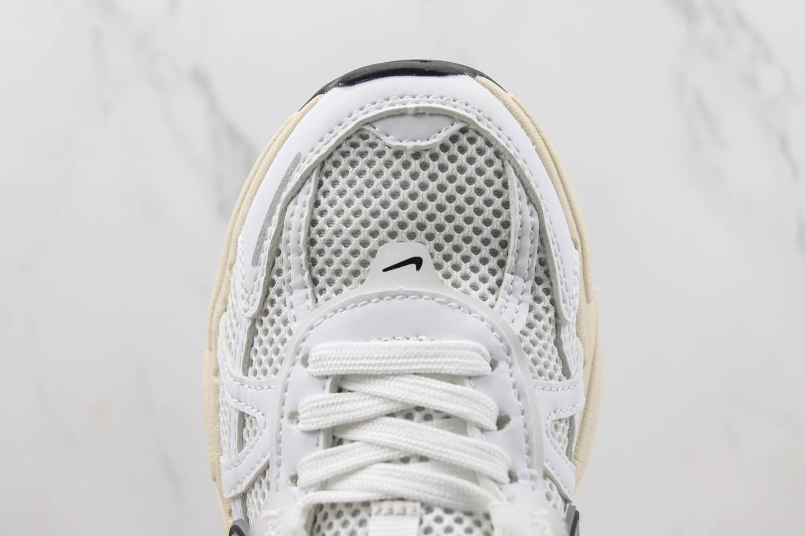 耐克Nike V2K Run Runtekk纯原版本V2K白色复古老爹鞋 莆田耐克工厂 货号：FD0736-107