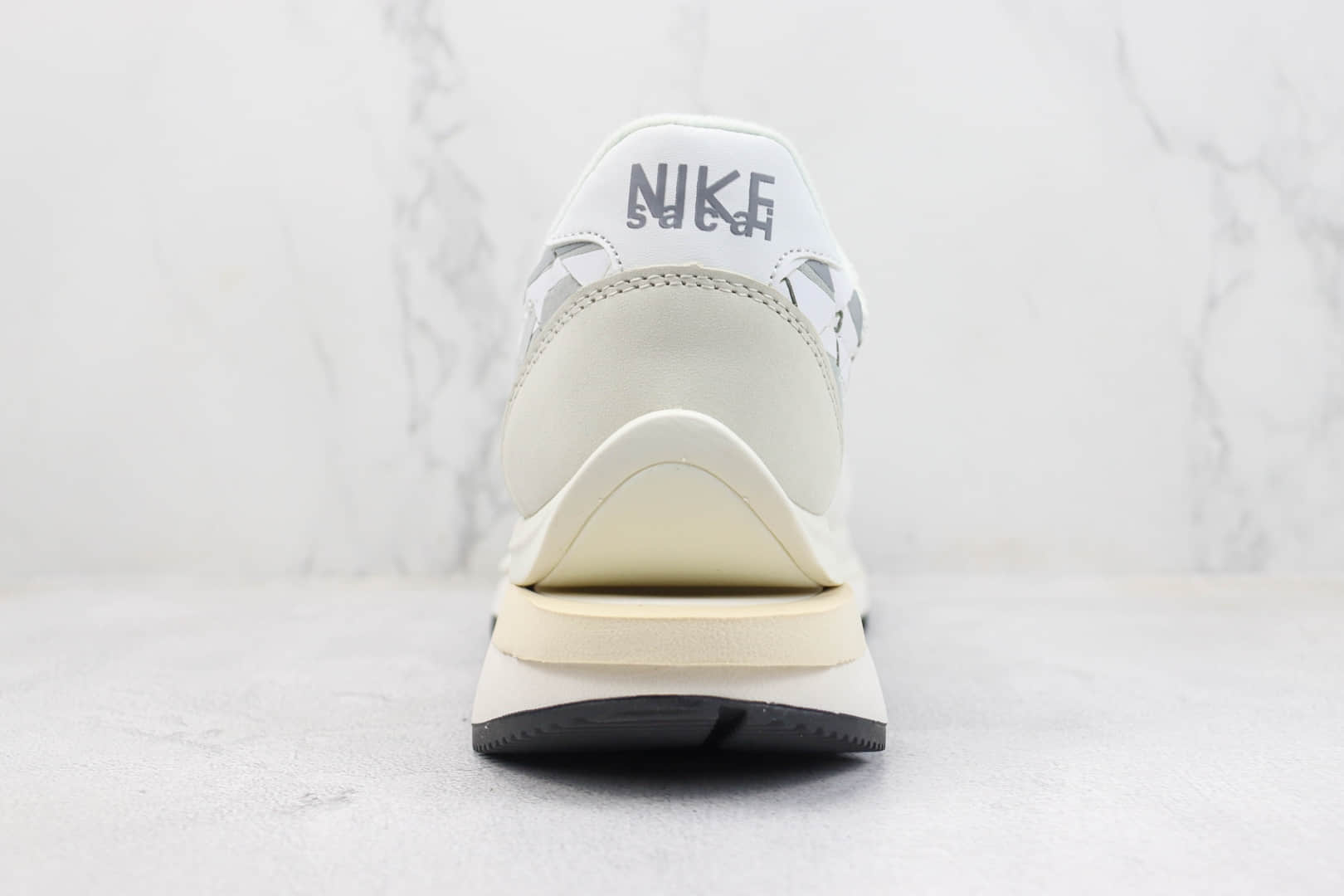 耐克Sacai x Nike Waffe Woven“White”纯原版本Sacai联名白灰棋盘格编织解构华夫鞋 莆田耐克货源 货号:DR5209-100