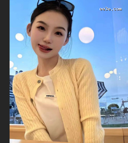 高颜值反差女神*爱自拍 闭眼吞*声情并茂 **抽*美脸泛起*红 - 图片1