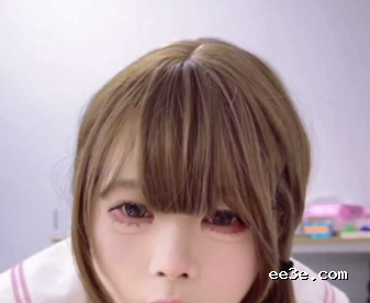 敏感内容 小鸢宝宝 身着黑丝JK被猛* 丝足唤醒*后**整根没入蜜* - 图片1