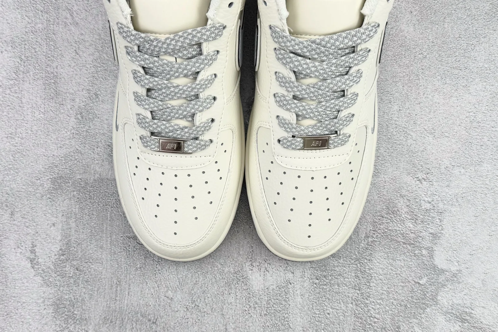 耐克Nike Air Force 1'07 Low纯原版本空军一号AF1米白灰标低帮板鞋 莆田耐克货源 货号:CS5288-042